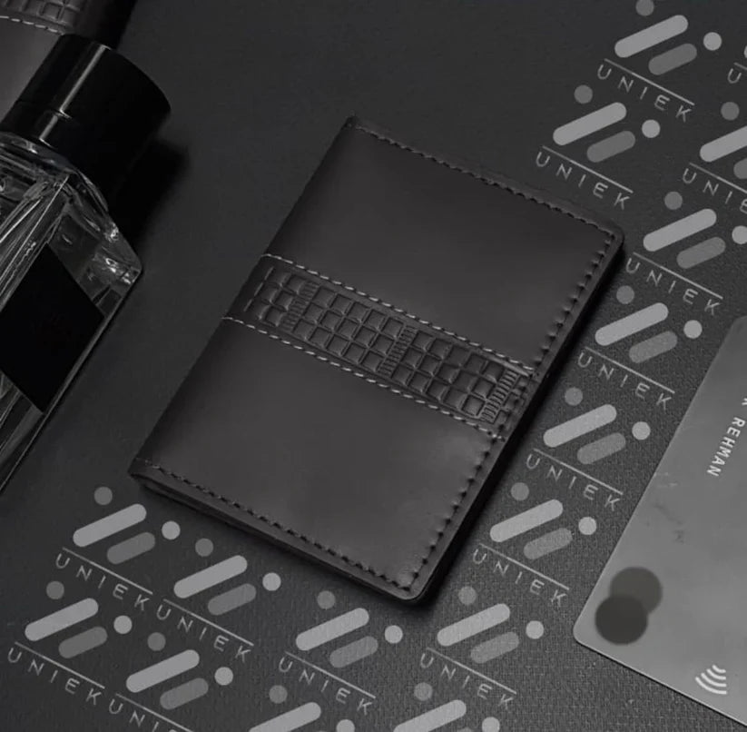 MINI WALLET FOR MEN ( SYNTHETIC MATERIAIL )